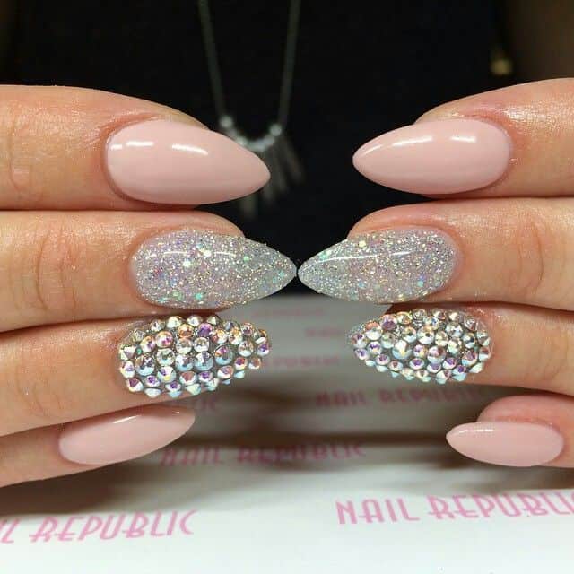New Acrylic Nail Design Trend for Long Nails
