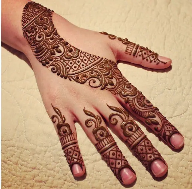 25 Simple Easy and Beautiful Mehndi Designs for Hands 2017 ...