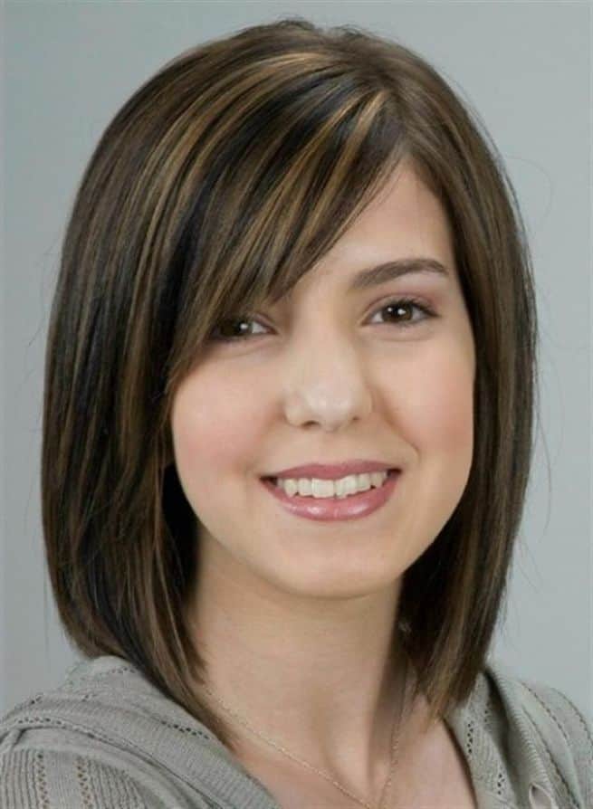 Round Face Medium Length Hairstyle for Teen Girls