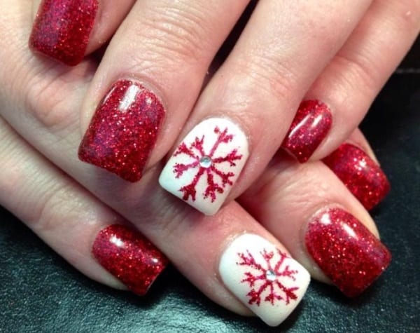 Beautiful Red Glitter Christmas Nail Designs
