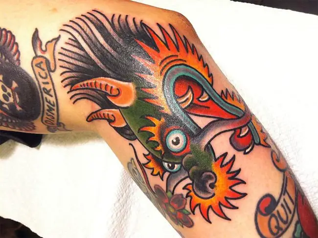 Creative Dragon Tattoo Picture on Leg