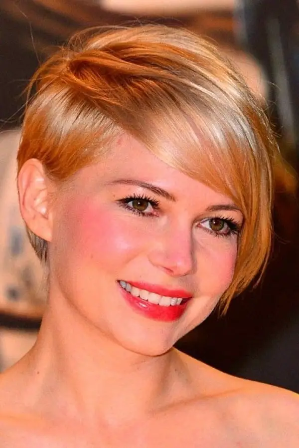 Asymmetrical Pixie Hairstyle for Evening Party