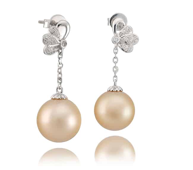 Beautiful Pearl Drop Earrings for Ladies
