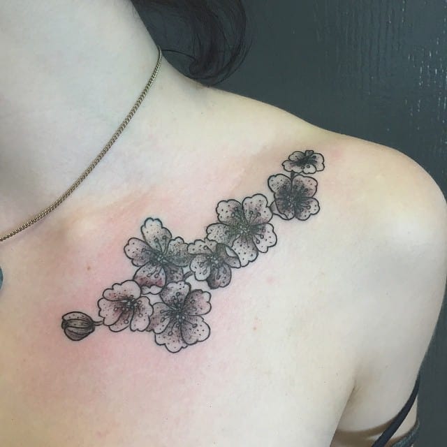 Awesome Flower Collar Bone Tattoo for Girls 2016