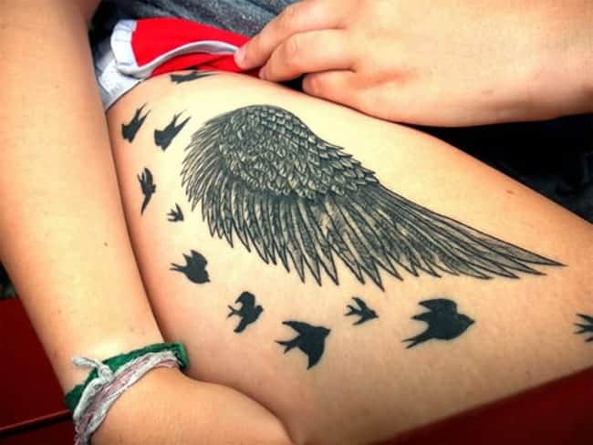 Best Thigh Angel Wing Tattoo Designs for Women