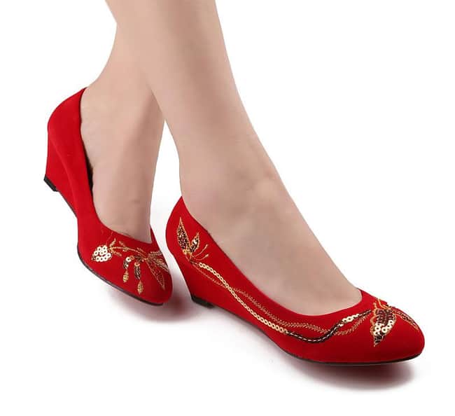 13 AttentionGrabbing Christmas Shoes for Women SheIdeas