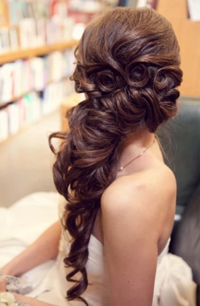 stunning-updo-hairstyles-for-graduation-2017