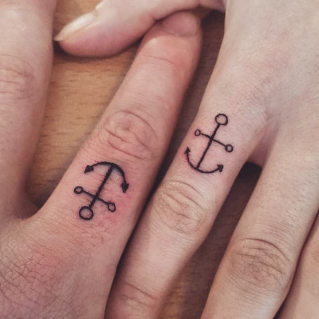 couple-rings-tattoo-designs-for-wedding-2017