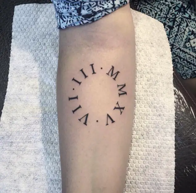 super-circular-roman-numeral-tattoo-images-for-girls