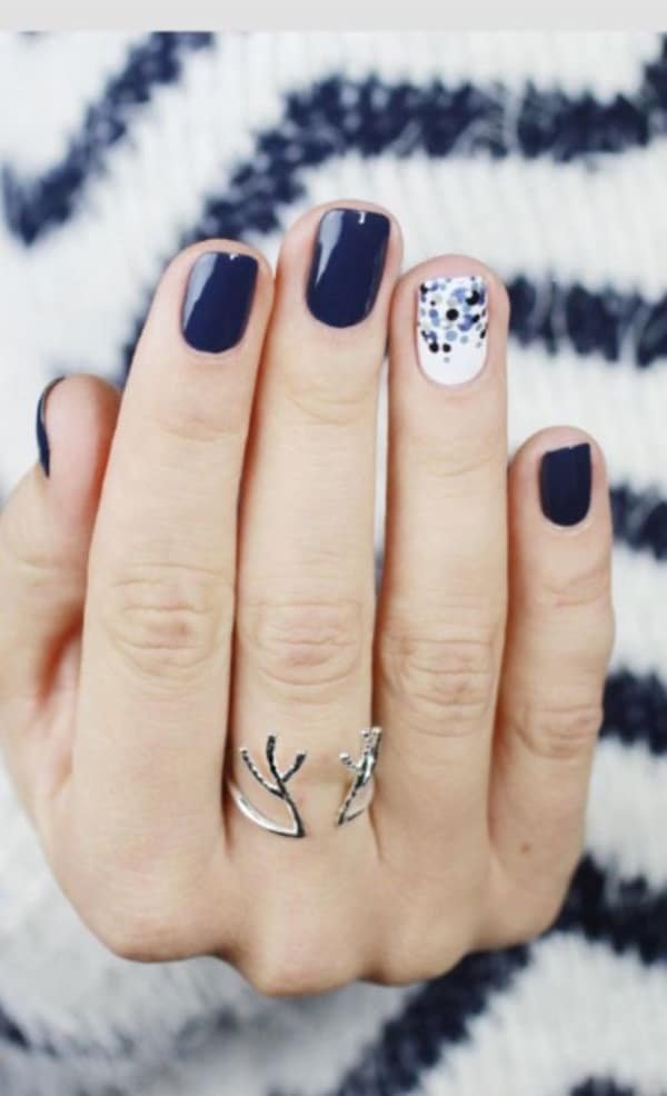 women-blue-nail-designs-for-winter-2017