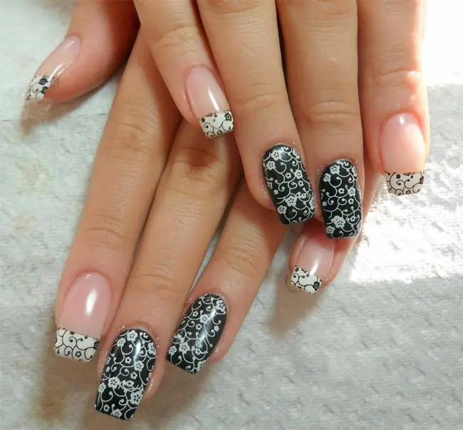 cute-floral-inspired-nails-decoration-for-new-year