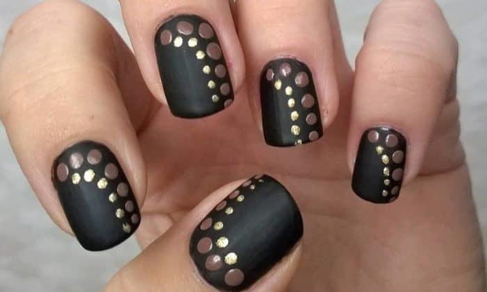 Black and Gold Dotted Nail Design - wide 5