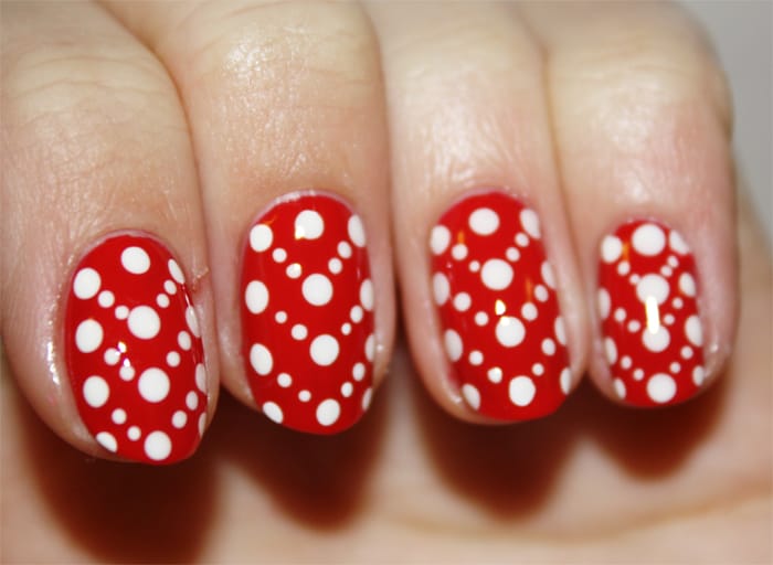 30 Beautiful Dotted Nail Art Designs Examples – SheIdeas