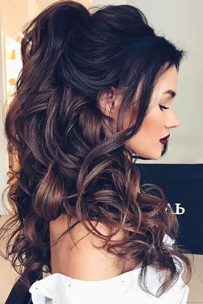 30 Beautiful Wedding Guest Hairstyle Ideas 2023 SheIdeas