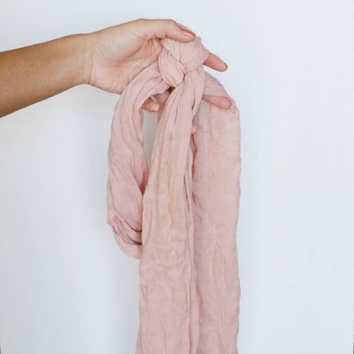 how to braid women's scarf
