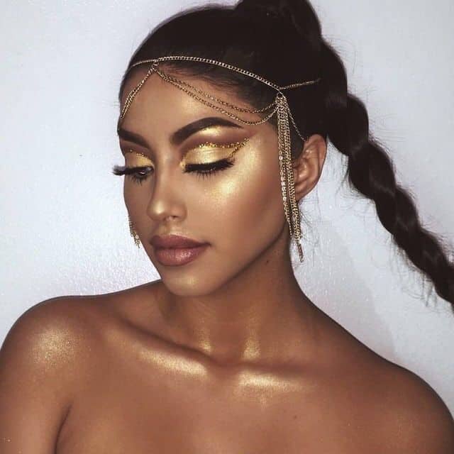glowy bronze makeup look